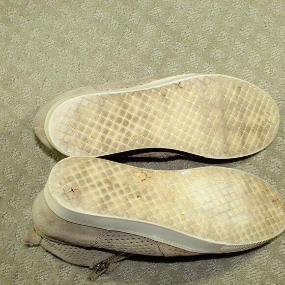 Steve Madden Size 9.5 Perforated Taupe Suede Wedge Lift Sneakers - Picture 6 of 6